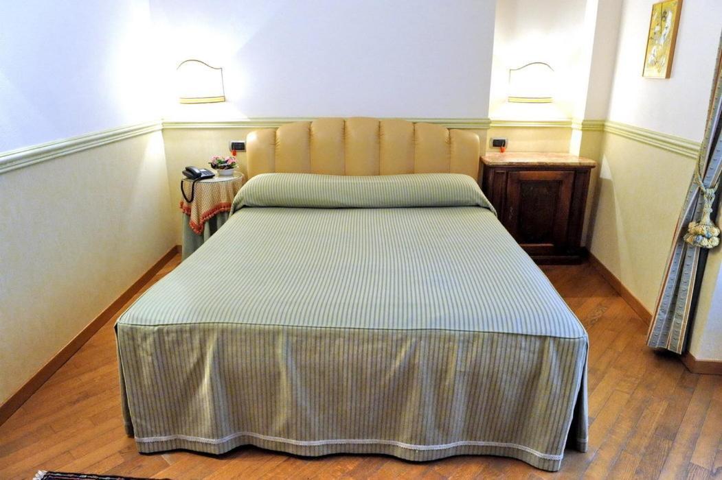 Ristorante Albergo Ca' Vittoria Tigliole Номер фото